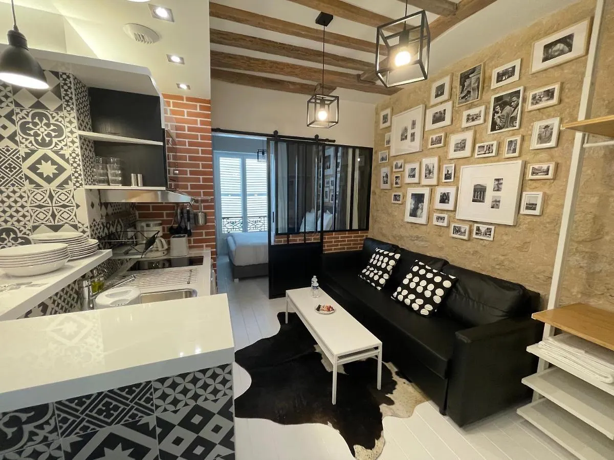 Appartement Aix, Neuf Tout Equipe Paris France